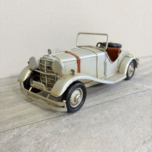 【メル〇デス・〇ンツ】ドイツ製クラシックカー風のトイカー