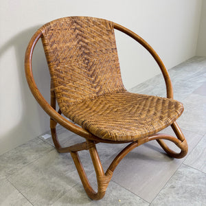 レトロなラタンチェア