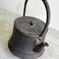南部鉄器の富士型鉄瓶