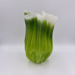 KURATA Craft Glass オパールフリルガラス花瓶・フラワーベース