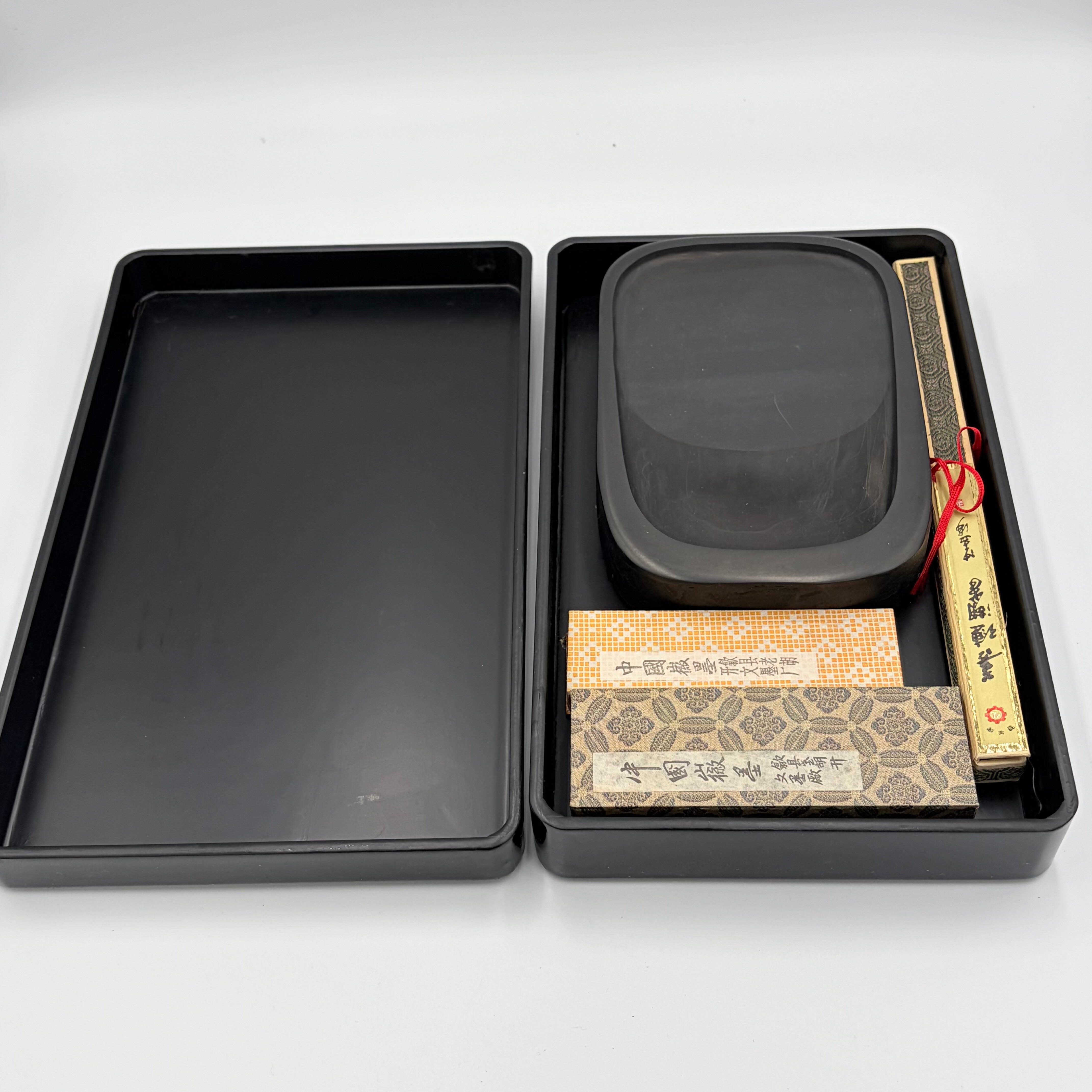 紅梅柄のヴィンテージ漆器調御硯箱セット / 書道セット 胡開文 善璉